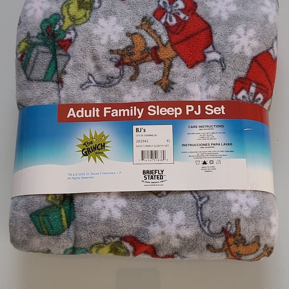 Grinch pajamas - Picture 2 of 3